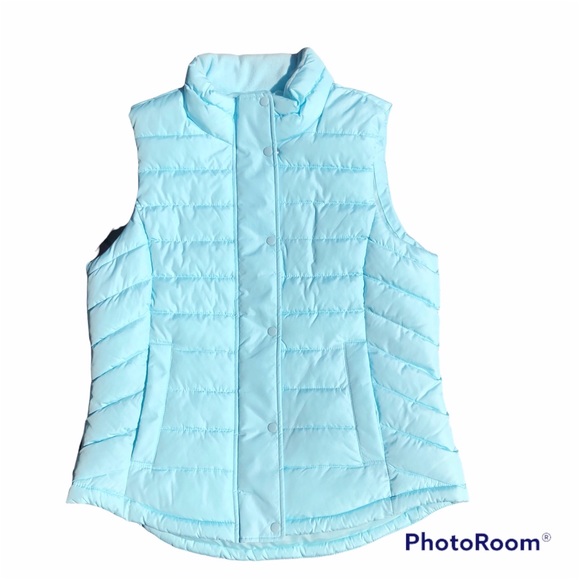 GAP Jackets & Blazers - GAP  LIGHTWEIGHT PUFFER VEST